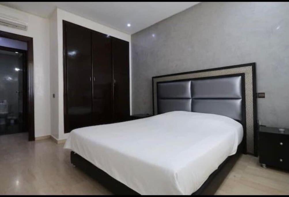Moderne appartement T3 à Gueliz Marrakesh Esterno foto