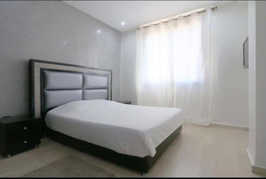Moderne appartement T3 à Gueliz Marrakesh Esterno foto